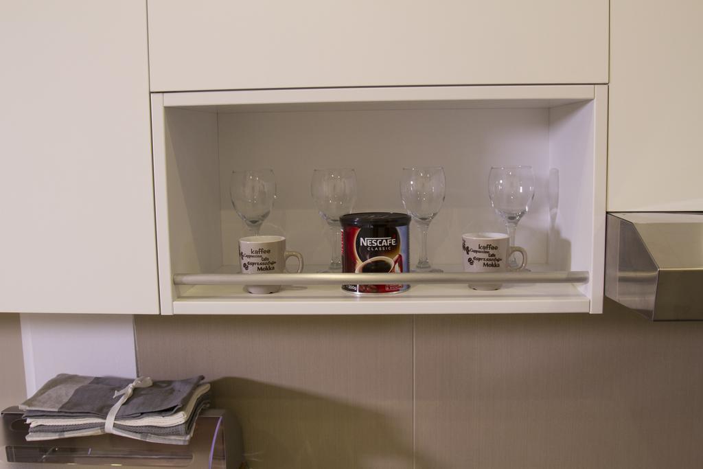 Lux Life Apartment Belgrado Esterno foto