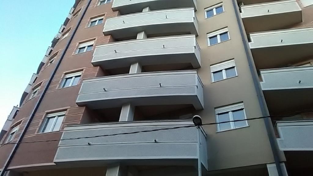 Lux Life Apartment Belgrado Esterno foto